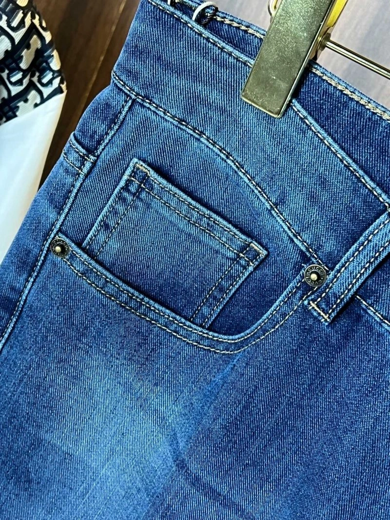 Unique Gucci Jeans 128139