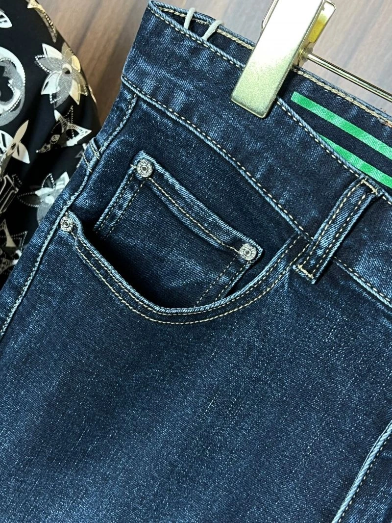 Flexible Gucci Jeans 127750