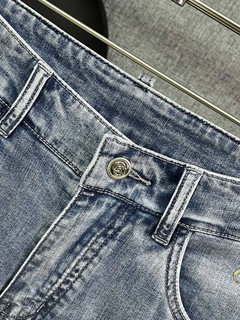 EyeCatching Gucci Jeans 127731