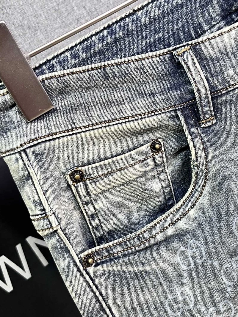 Youthful Gucci Jeans 127742