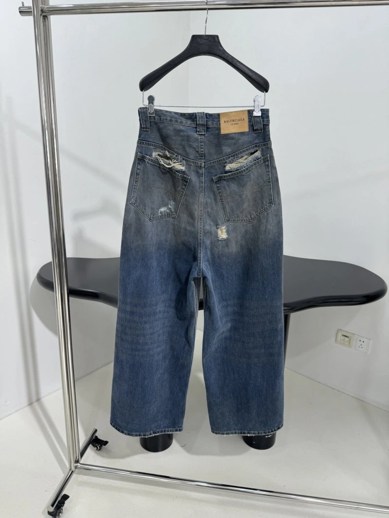 Breathable Gucci Jeans 124961