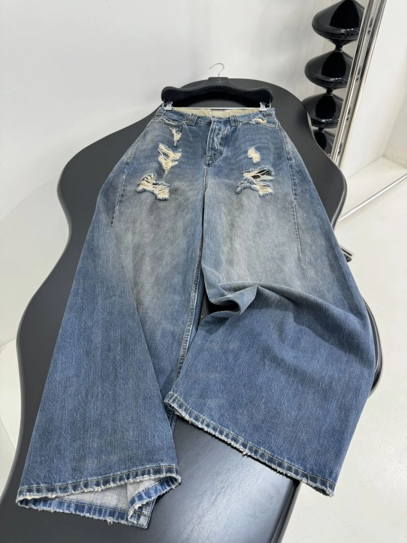 Breathable Gucci Jeans 124961