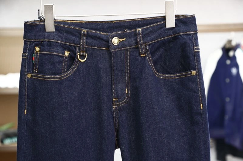 Sporty Gucci Jeans 127362