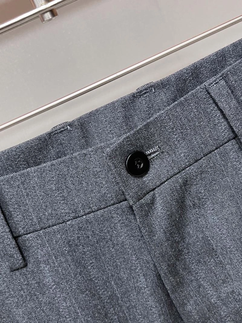 EyeCatching Gucci Jeans 127340