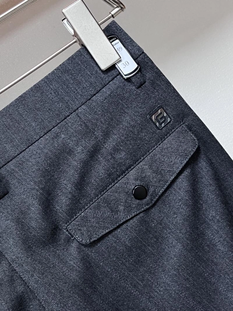EyeCatching Gucci Jeans 127340