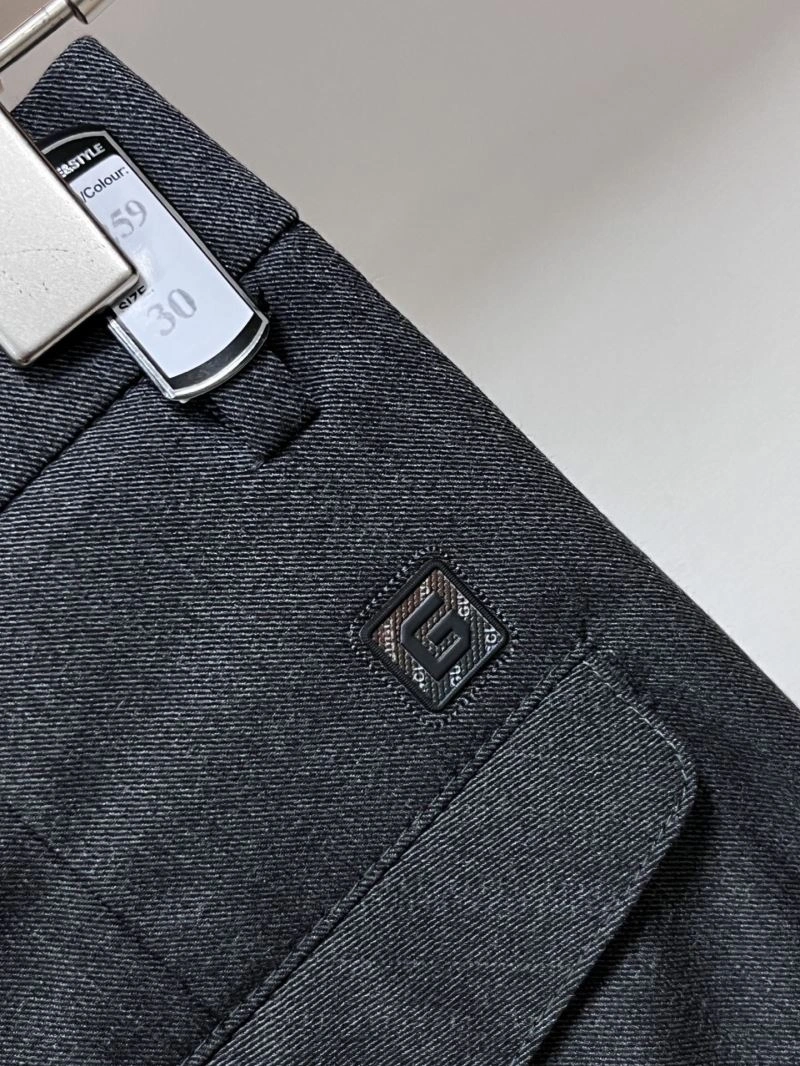 EyeCatching Gucci Jeans 127340