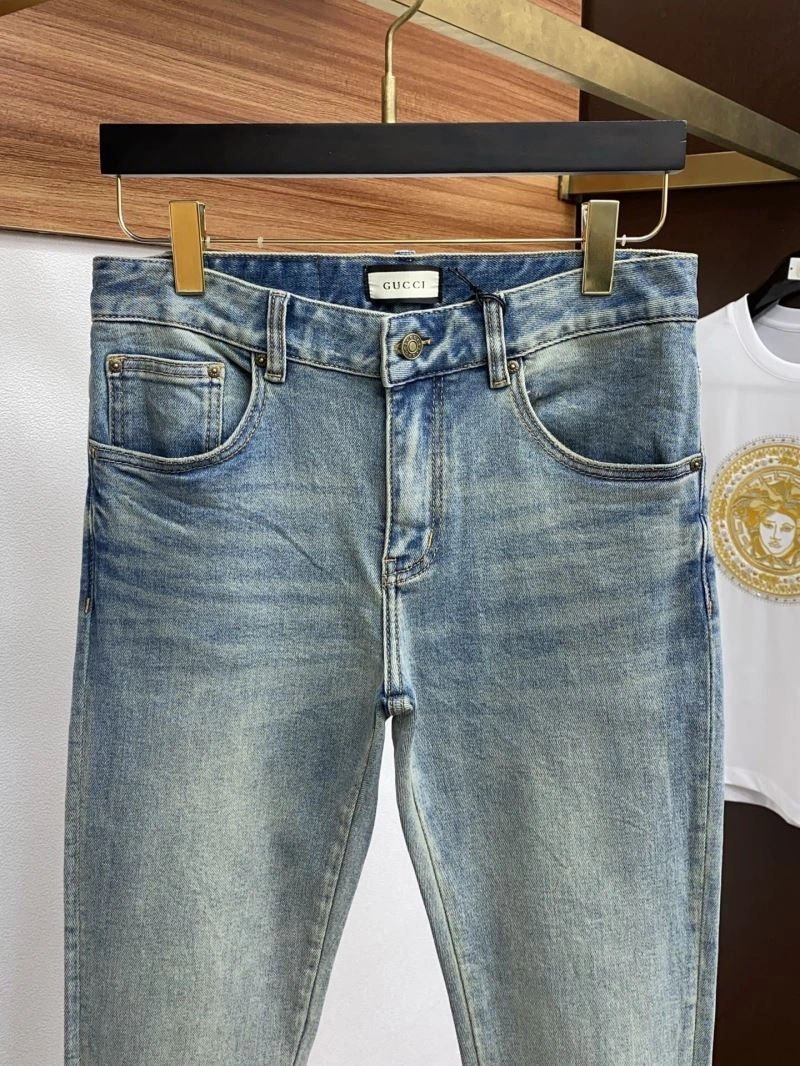 WeatherProof Gucci Jeans 127337