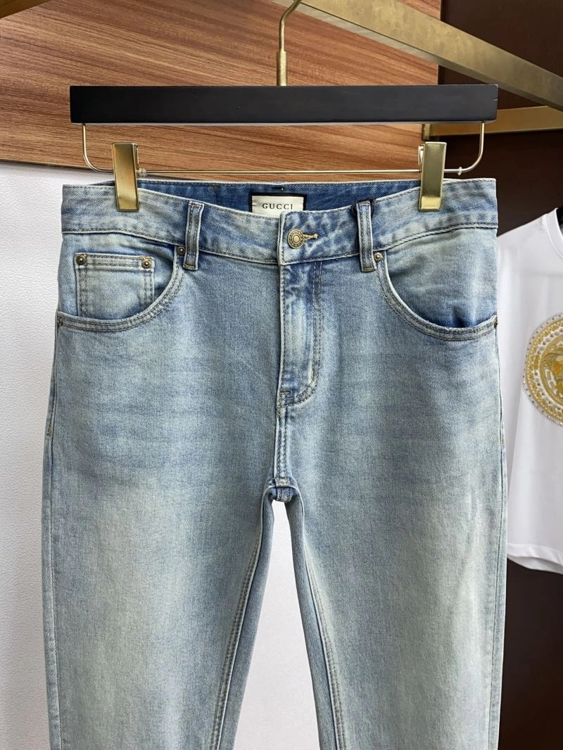 Comfortable Gucci Jeans 127360