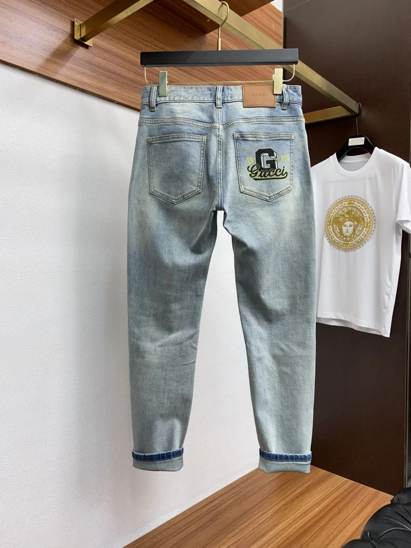 Comfortable Gucci Jeans 127360