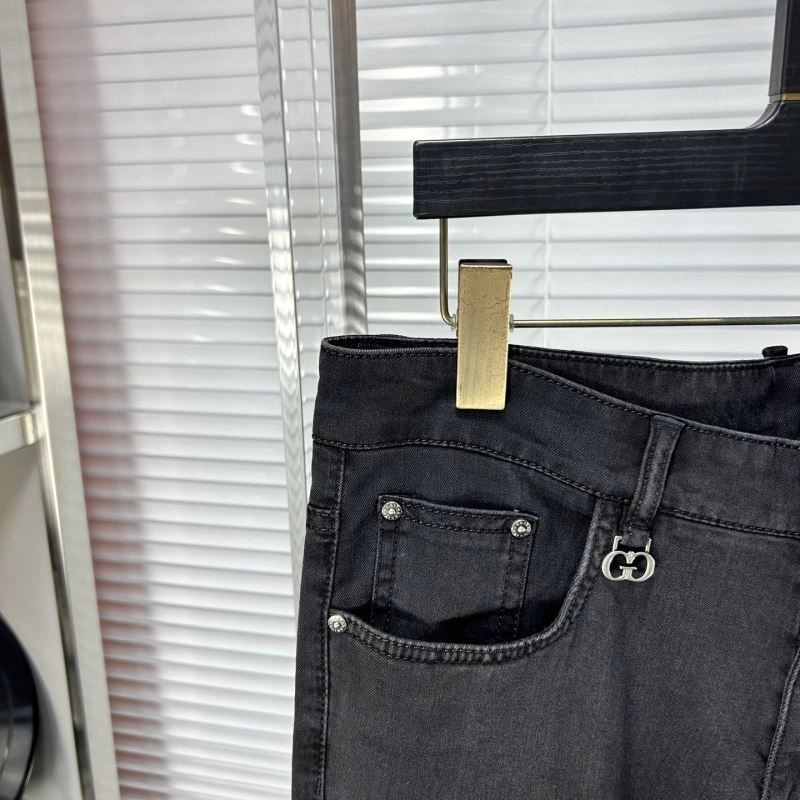 Gucci Jeans WrinkleFree 127332