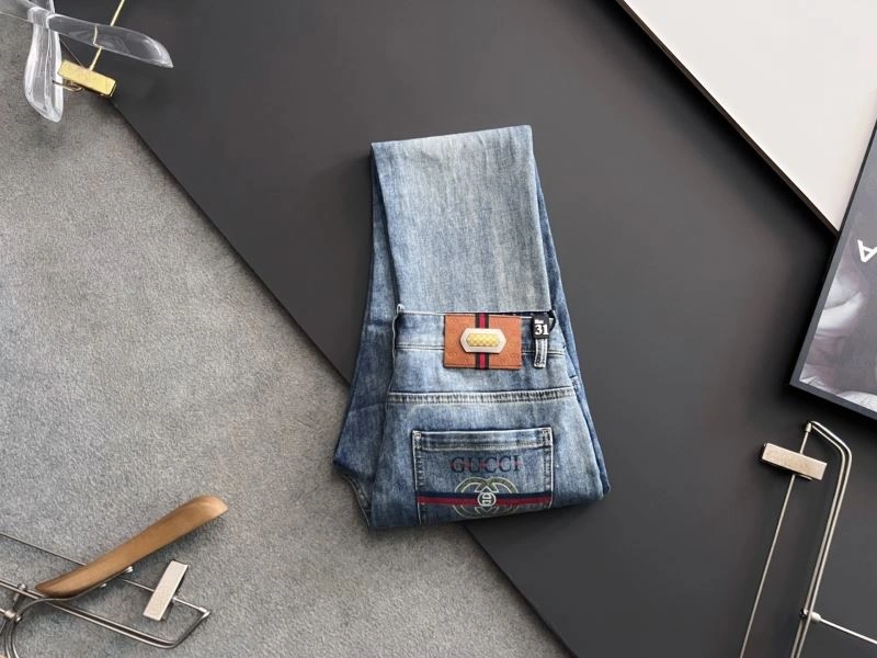 Casual Gucci Jeans 127309