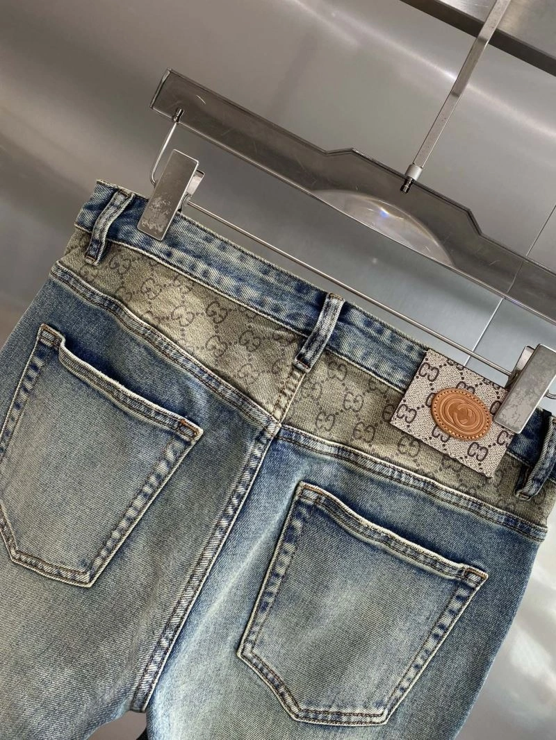 Effortless Gucci Jeans 127308