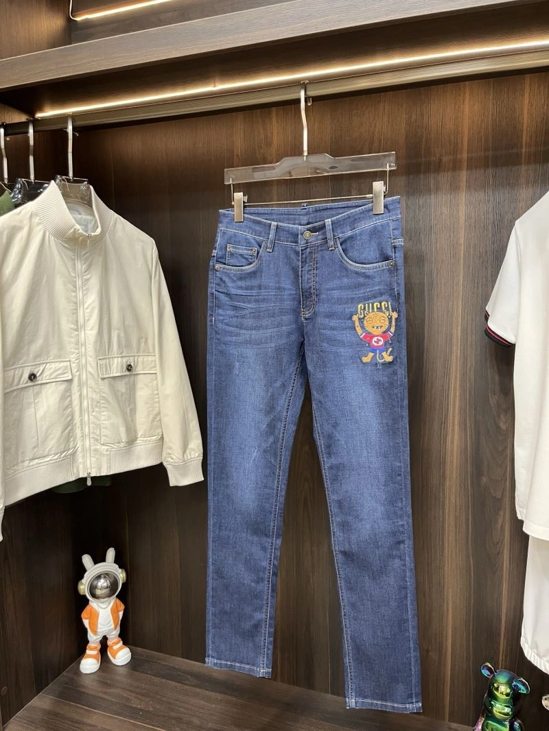Trendsetting Gucci Jeans 126850
