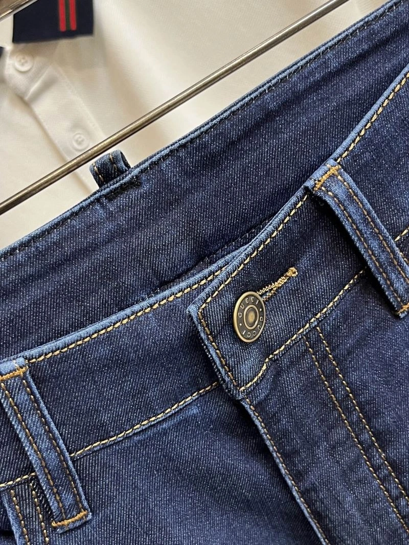 Trendsetting Gucci Jeans 126850