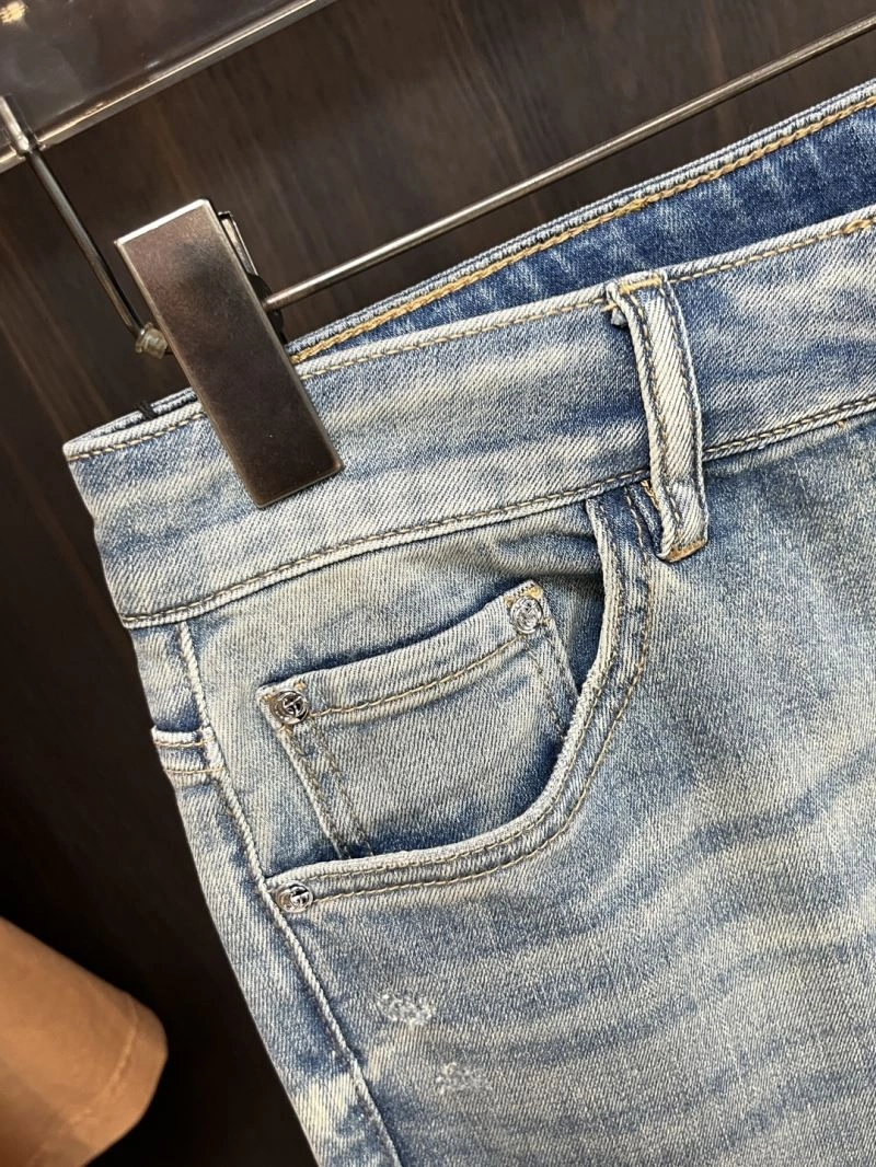 Stylish Gucci Jeans 126846