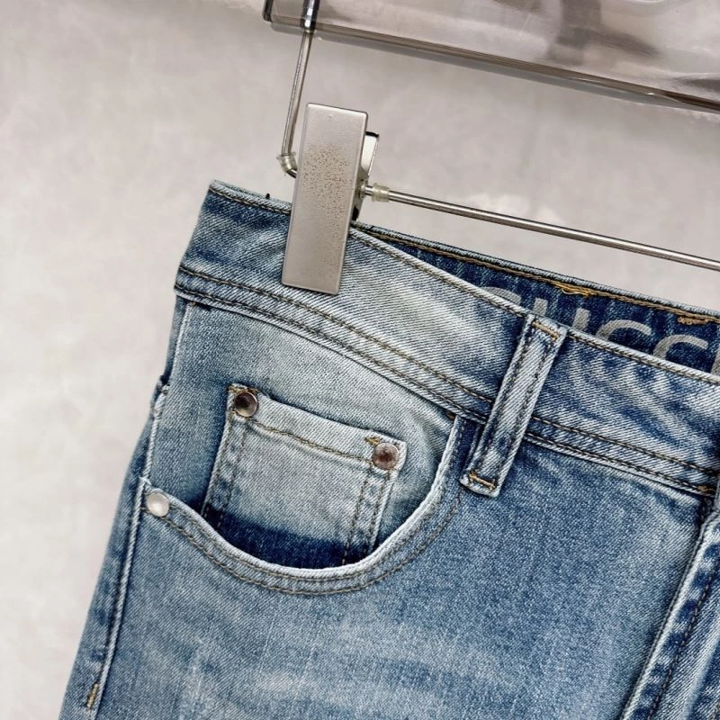 ModernLook Gucci Jeans 126834