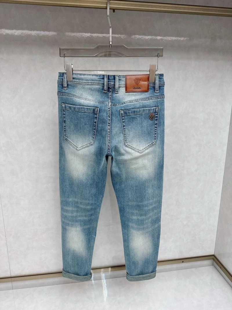 ModernLook Gucci Jeans 126834