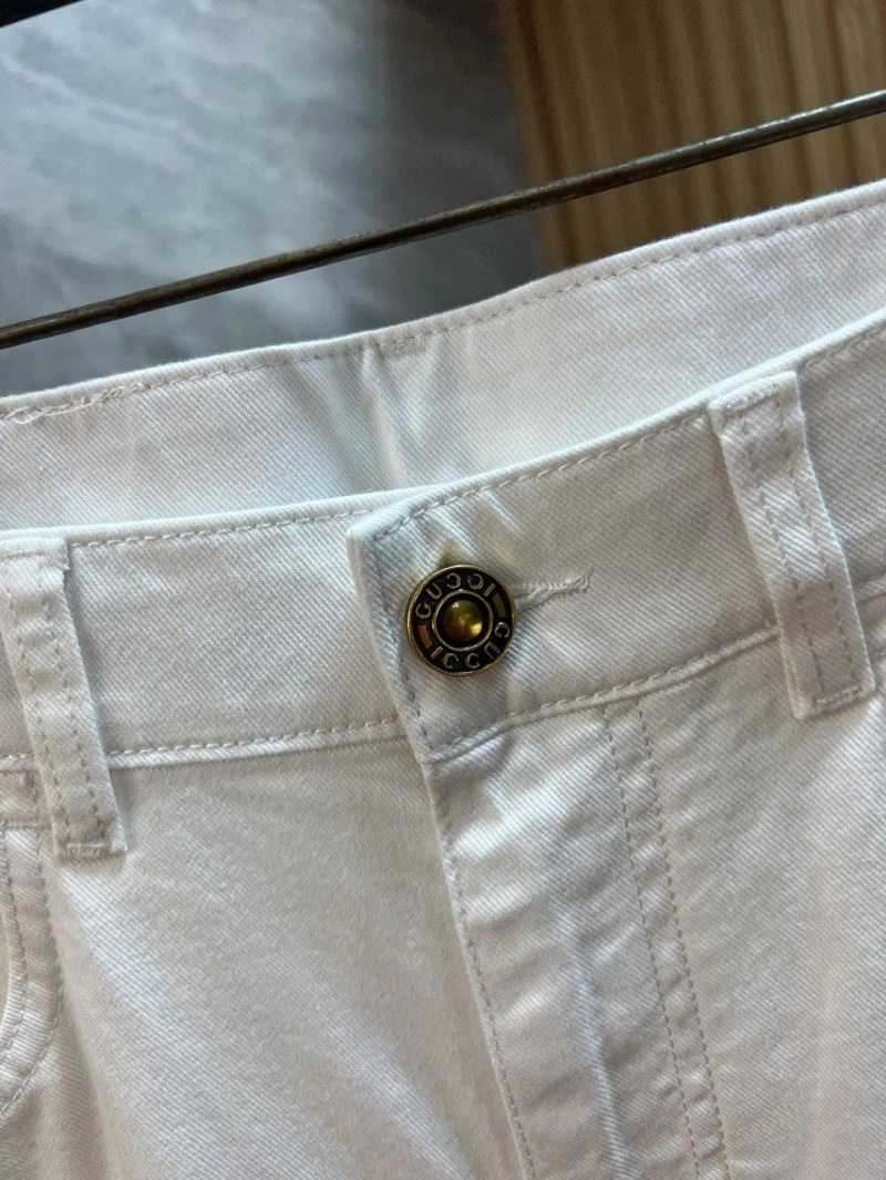 Effortless Gucci Jeans 126831