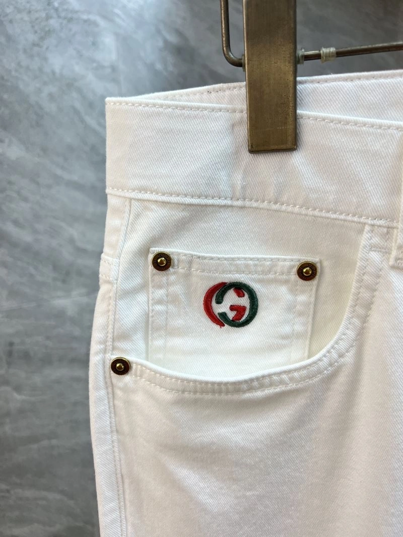Effortless Gucci Jeans 126831