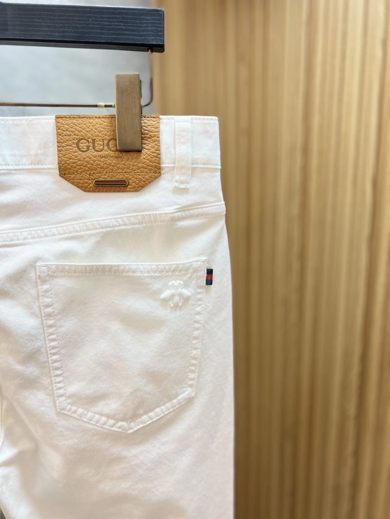 Effortless Gucci Jeans 126831