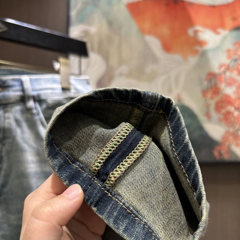 Sporty Gucci Jeans 126824