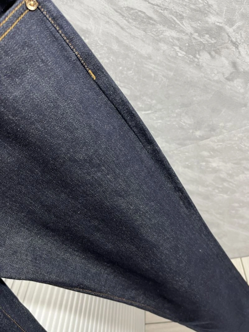 Vibrant Gucci Jeans 126799