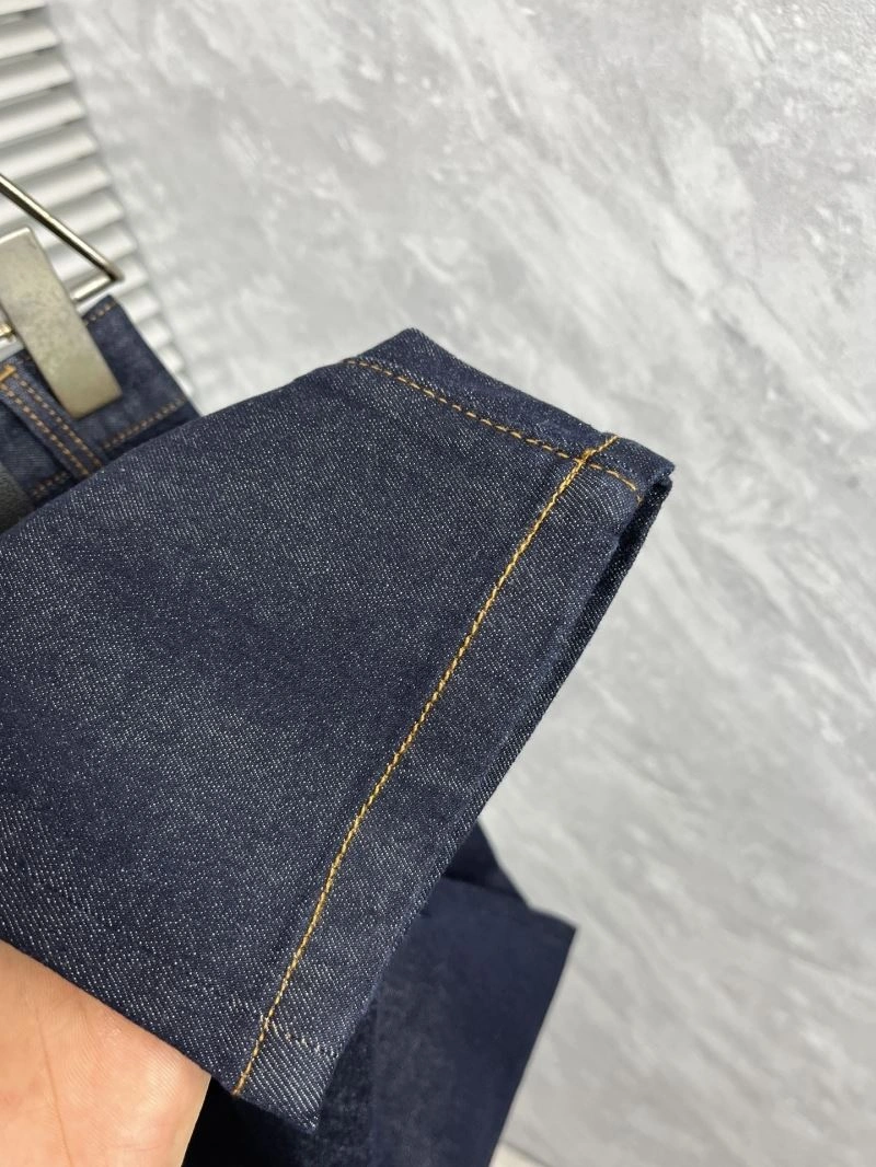 Vibrant Gucci Jeans 126799