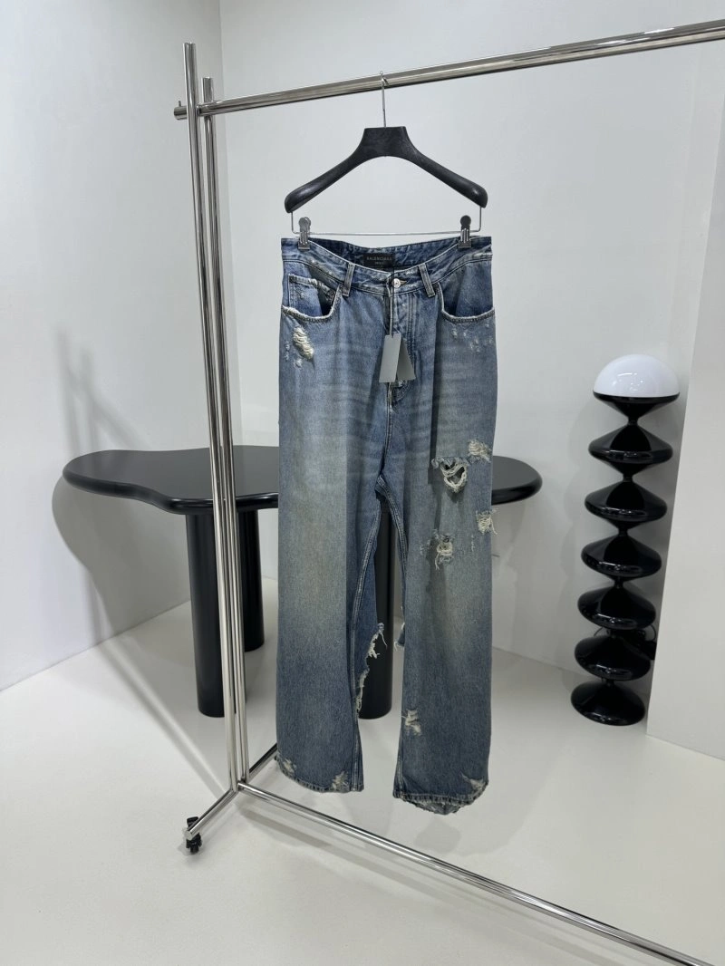 Bold Gucci Jeans 124809