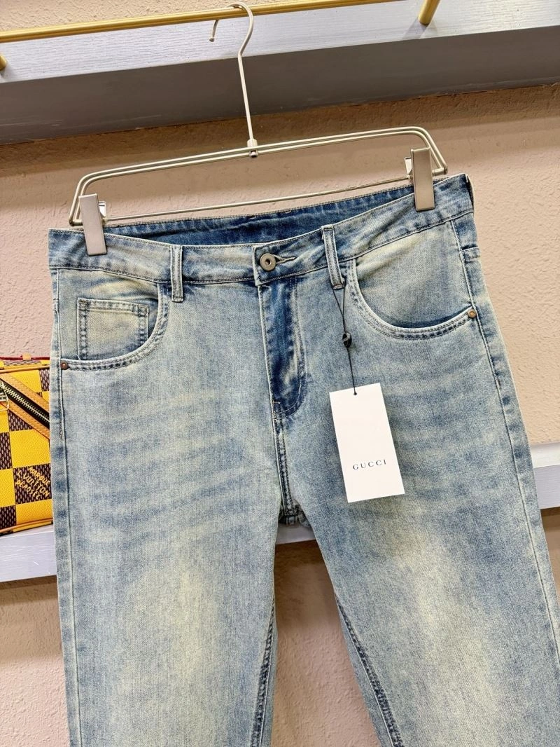 Gucci Jeans Neat 126403