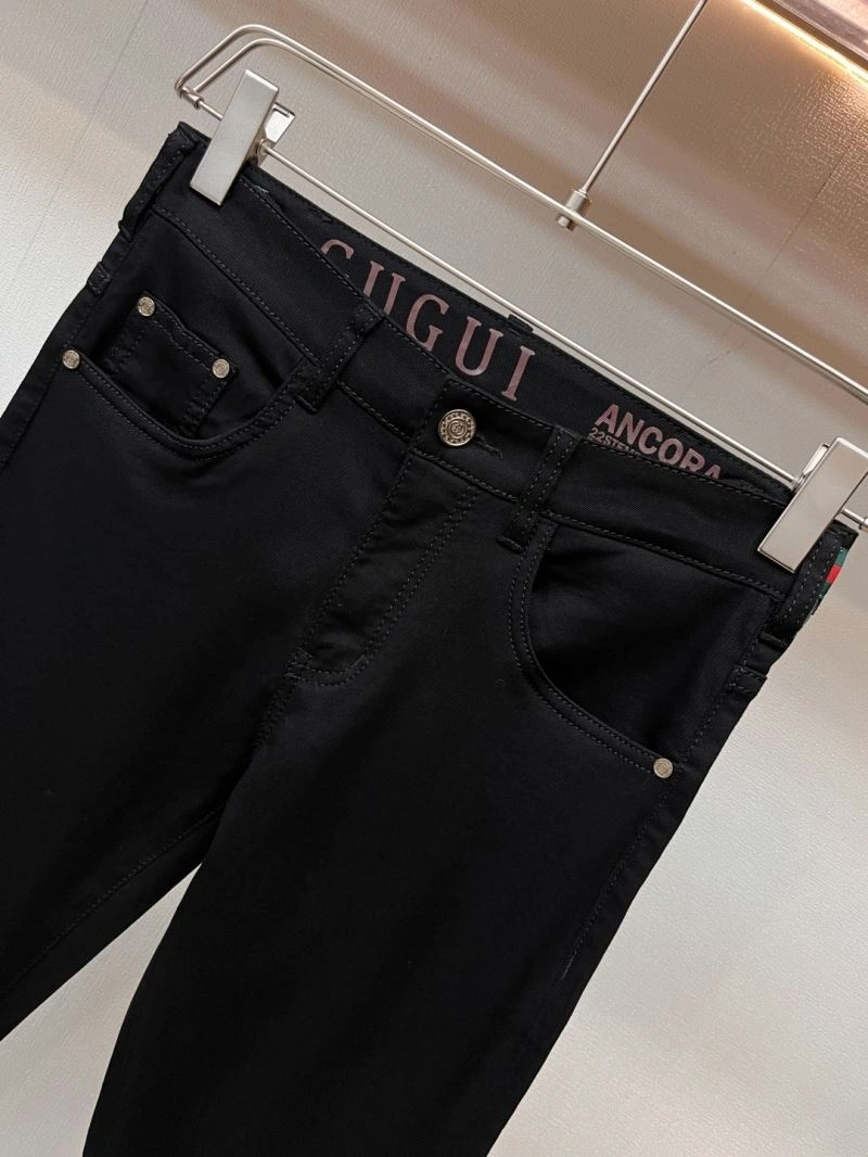 EyeCatching Gucci Jeans 126411