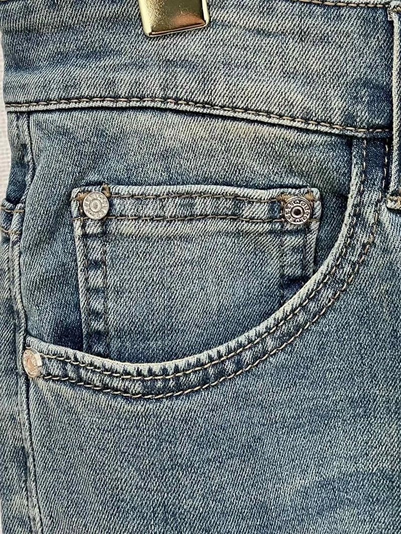 Breathable Gucci Jeans 126407