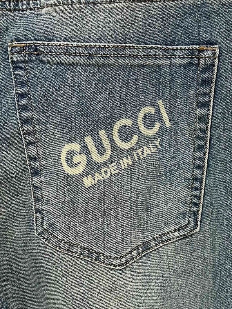 Breathable Gucci Jeans 126407