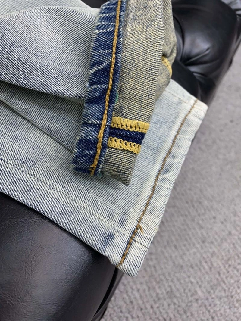 Comfortable Gucci Jeans 126028
