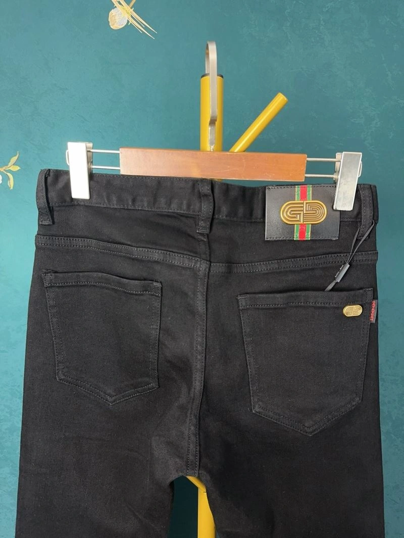 Gucci Jeans Unisex 126021