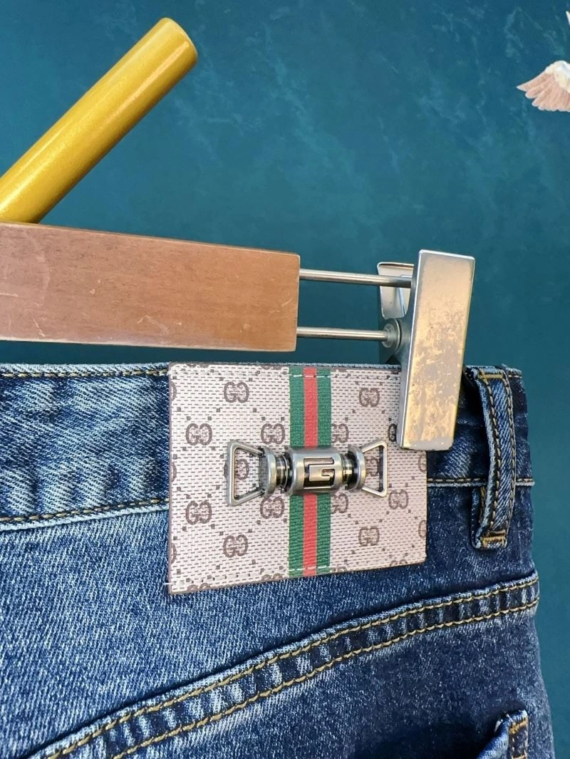 Gucci Jeans Vibrant 126029