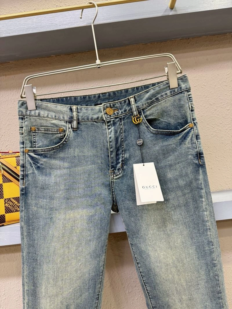 Popular Gucci Jeans 126004