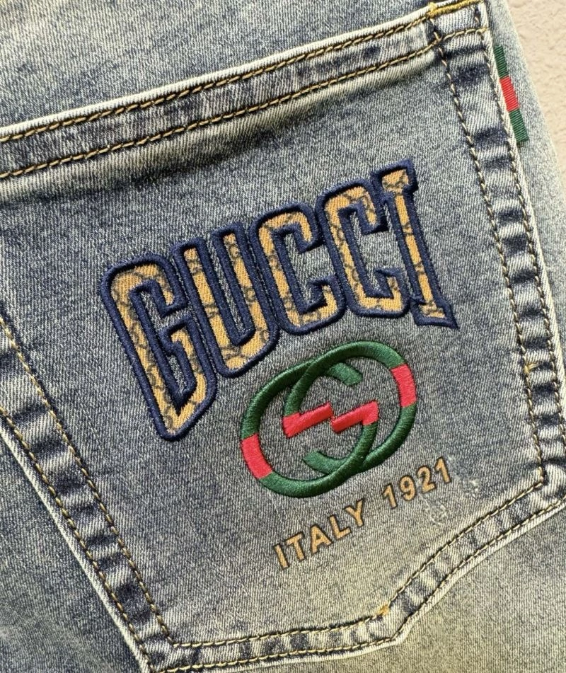 Popular Gucci Jeans 126004