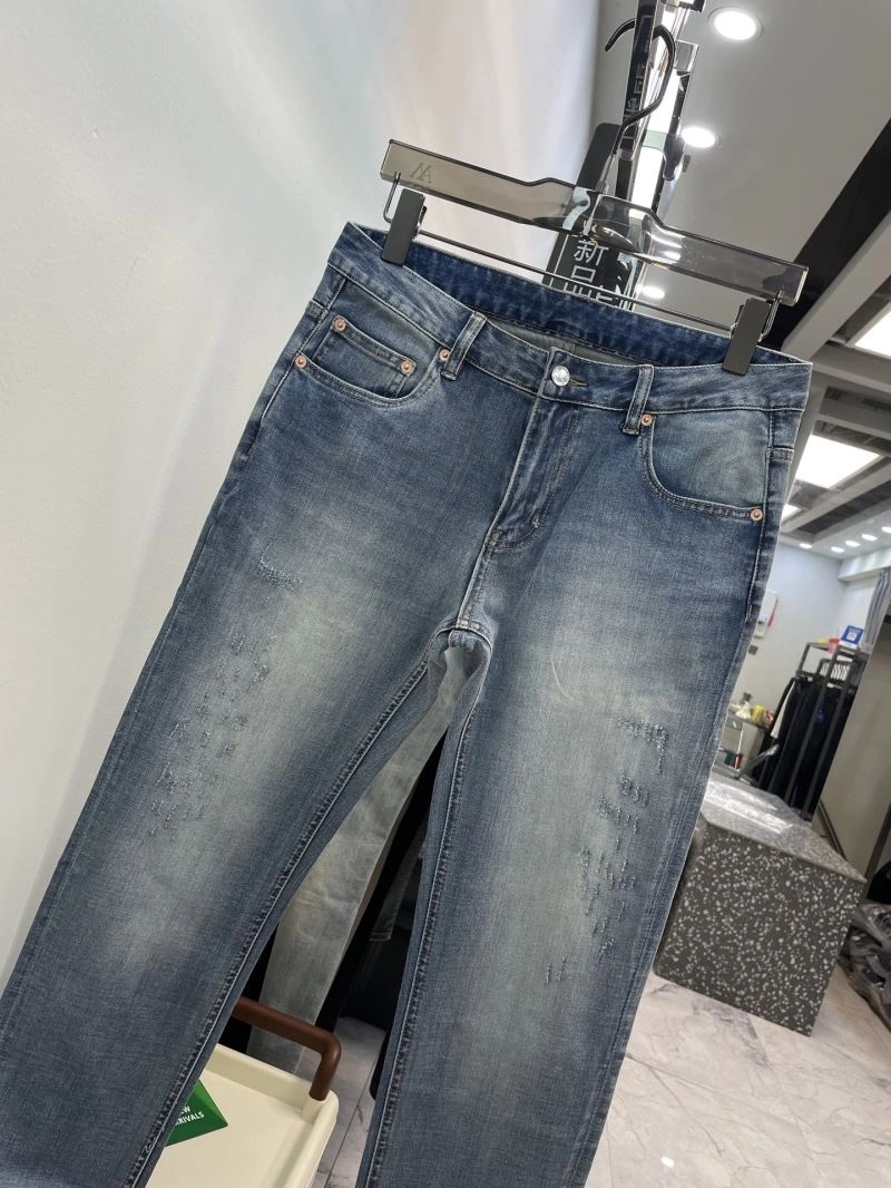 Durable Gucci Jeans 126001