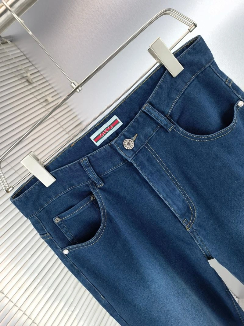 Gucci Jeans Unique 126000