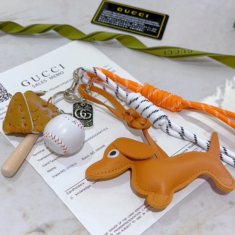 Gucci Keychains Sleek 266501