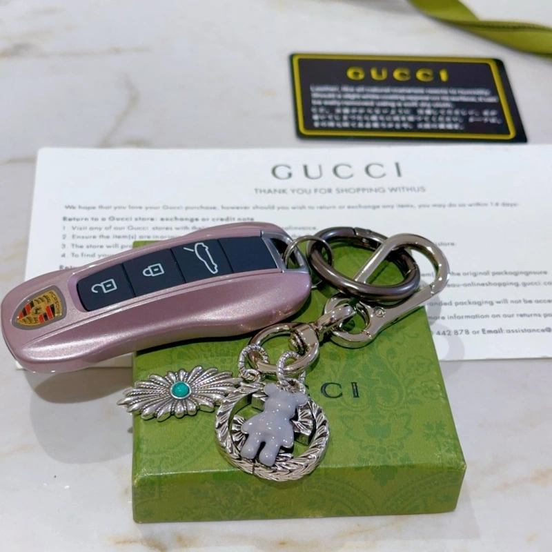 Gucci Keychains Seasonal 266479