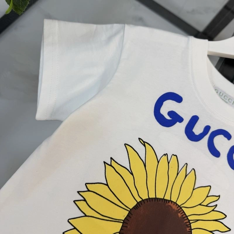 Gucci Kids Sleek 125443