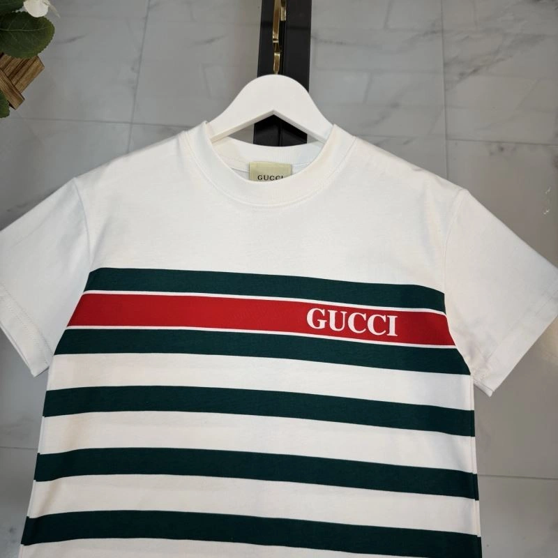 Sleek Gucci Kids 125411