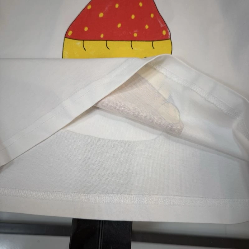 Versatile Gucci Kids 125301