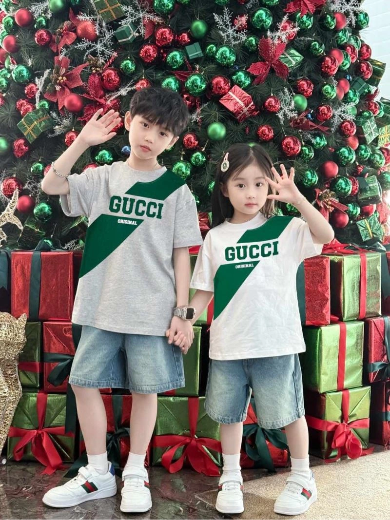 Trendsetting Gucci Kids 125170