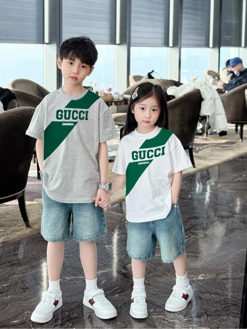 Trendsetting Gucci Kids 125170