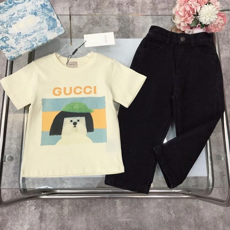Gucci Kids GoAnywhere 125653