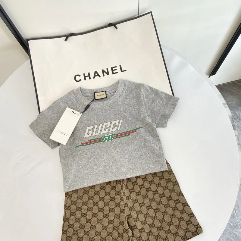 Versatile Gucci Kids 125594