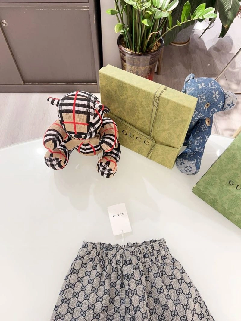Gucci Kids WeatherProof 125587