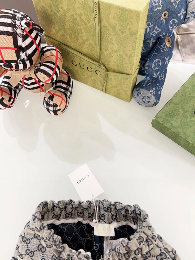 Gucci Kids WeatherProof 125587